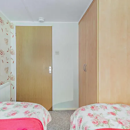 別荘 3 Bed In 49198 コッカーマス