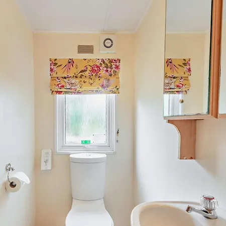 3 Bed In 49198